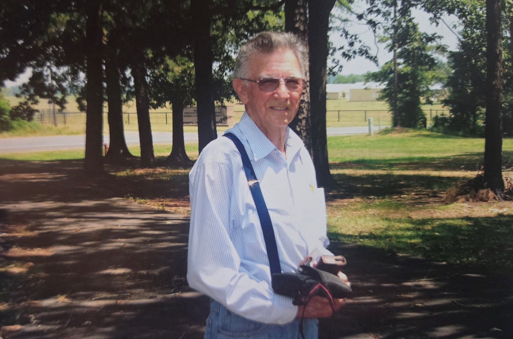 Obituary of Carl Wilford Barrett