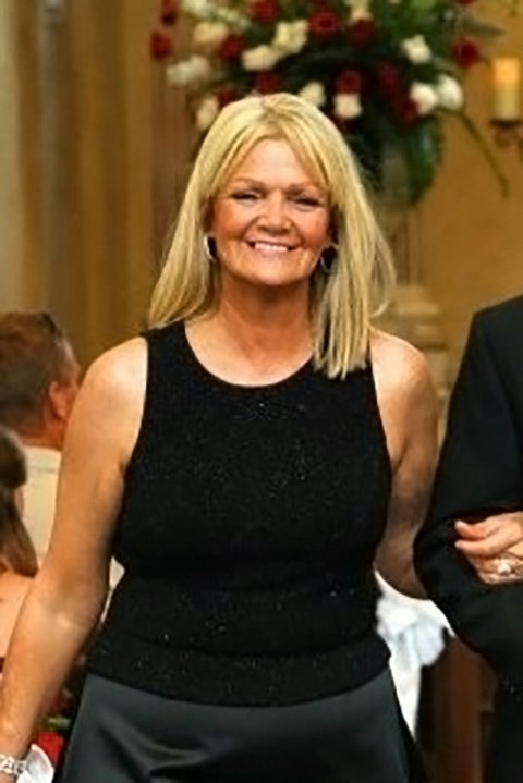 Obituary of Christine Raynelle Schultz