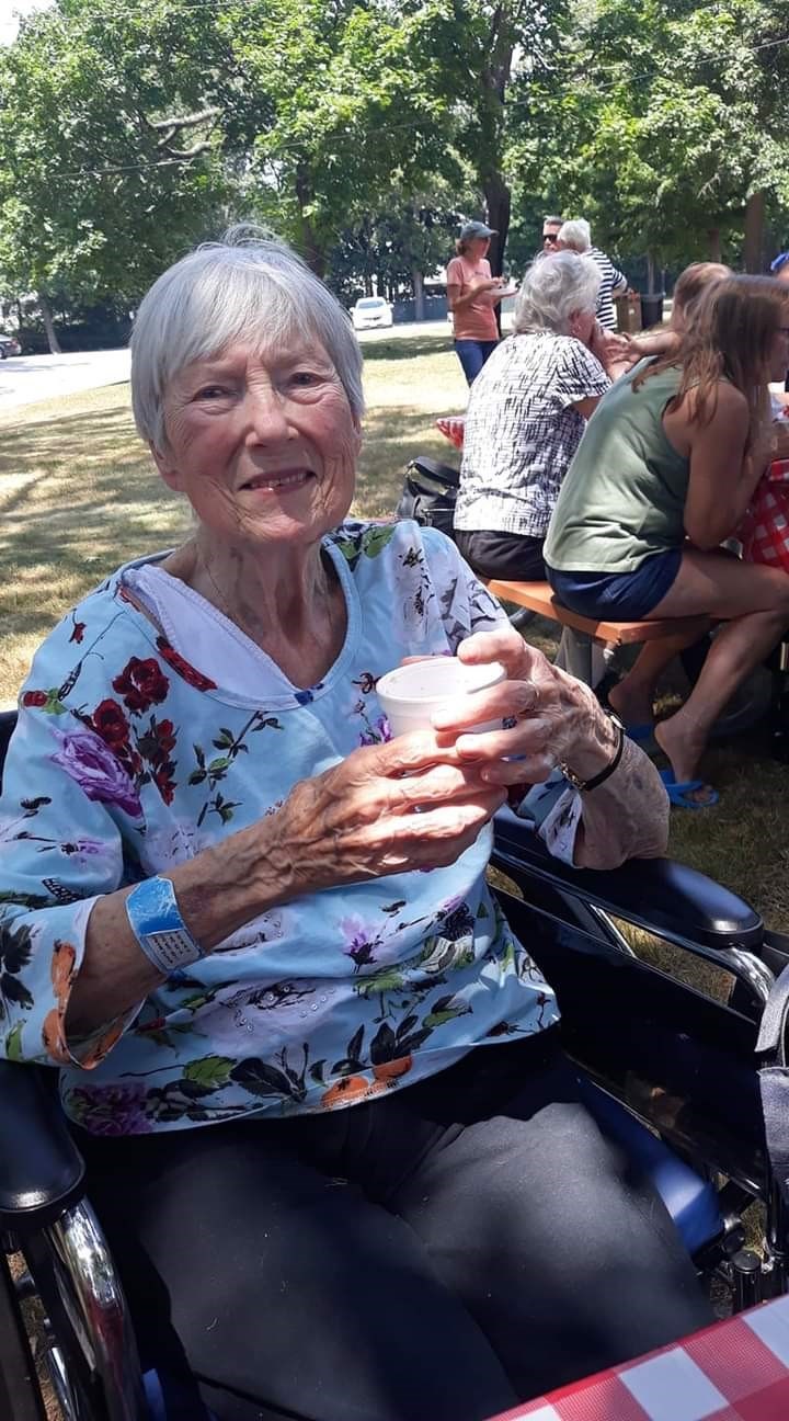 Obituary of Marion M. White