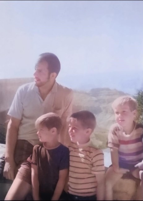 Avis de décès de William P Lynes