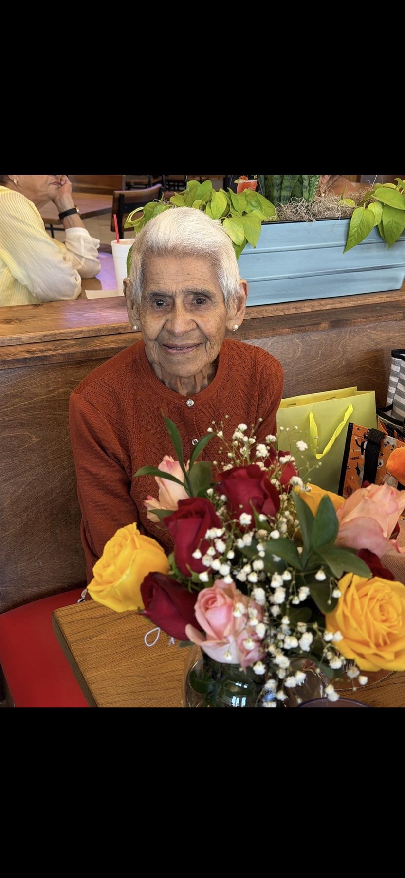 Obituary of Consuelo DeLeon Gutierrez