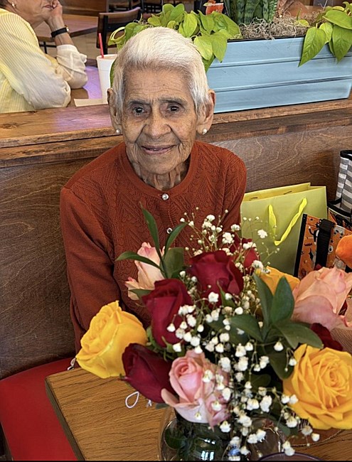 Obituary of Consuelo DeLeon Gutierrez