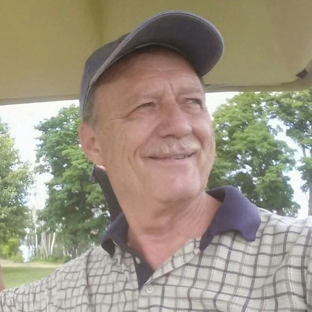 Obituary of Donald Edwin Ross