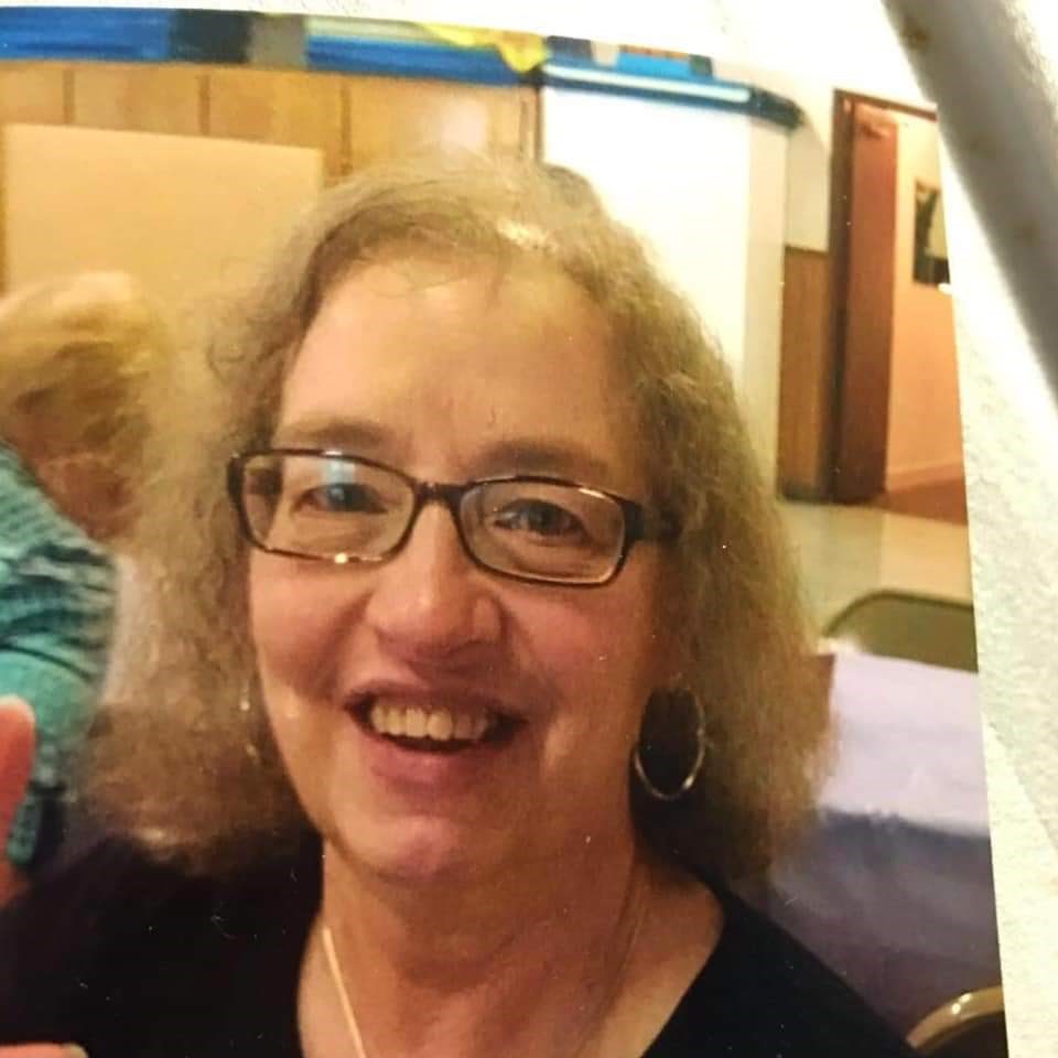 Obituario de Doris J Teubel