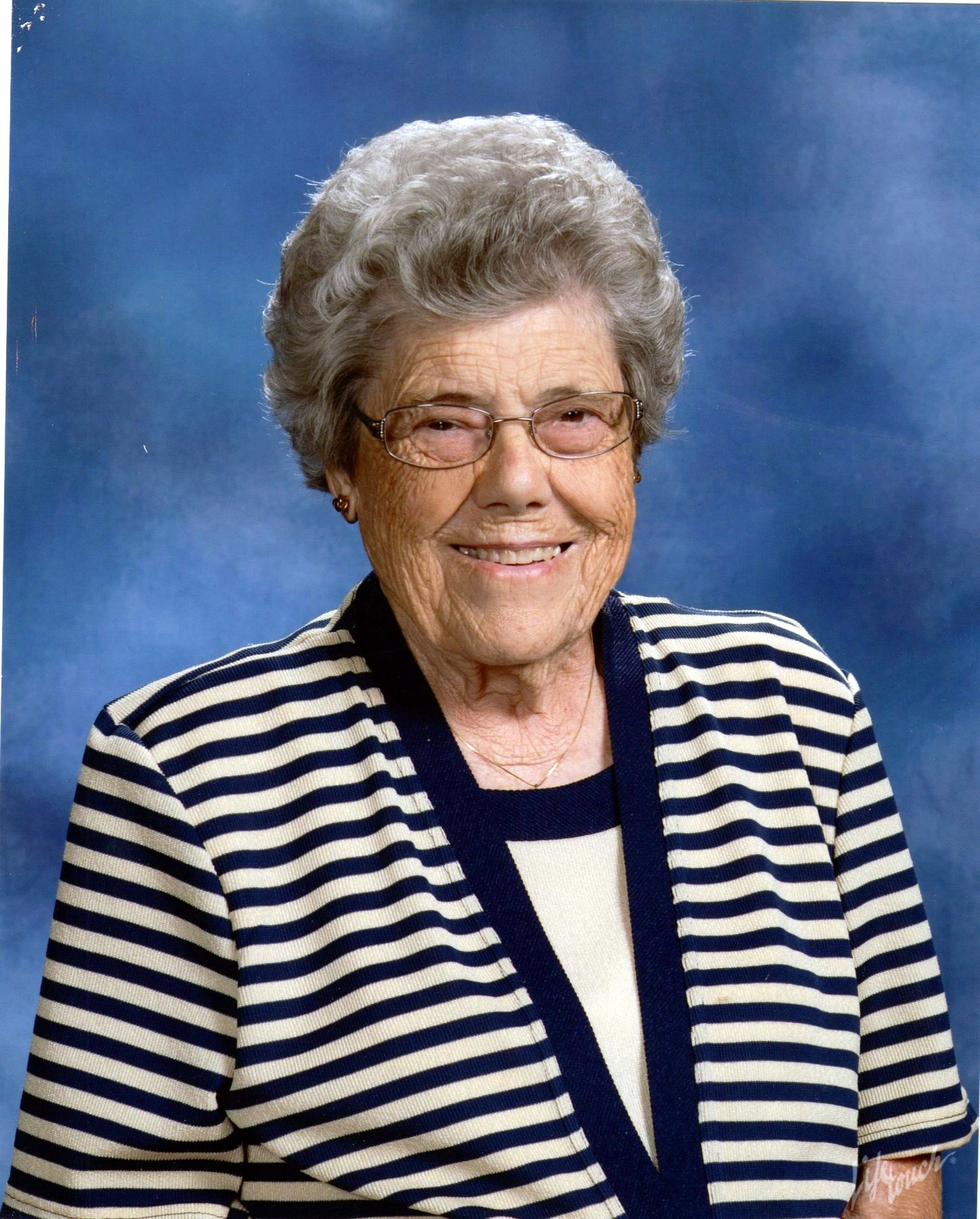 Reynolds Funeral Home Obits Ahoskie Nc - b2mvem8