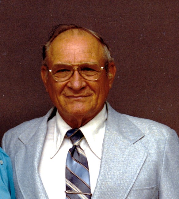 Obituary of Curtis Hennig