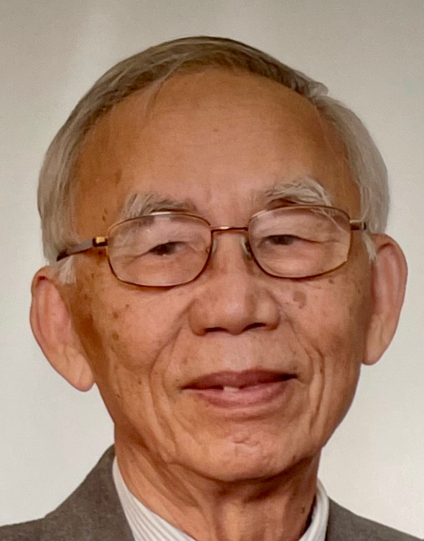 Obituary of Chau Ngo