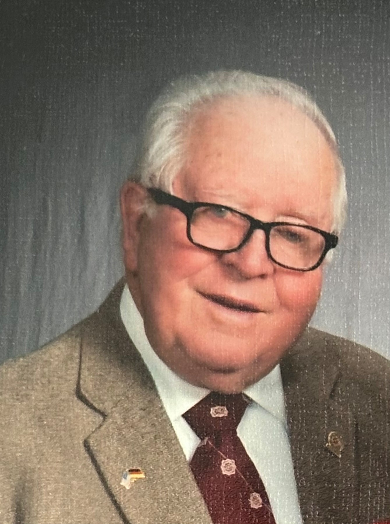 Obituary of Dr. Richard A Ahrens