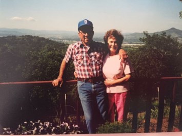 Obituary of Beverly June Howard