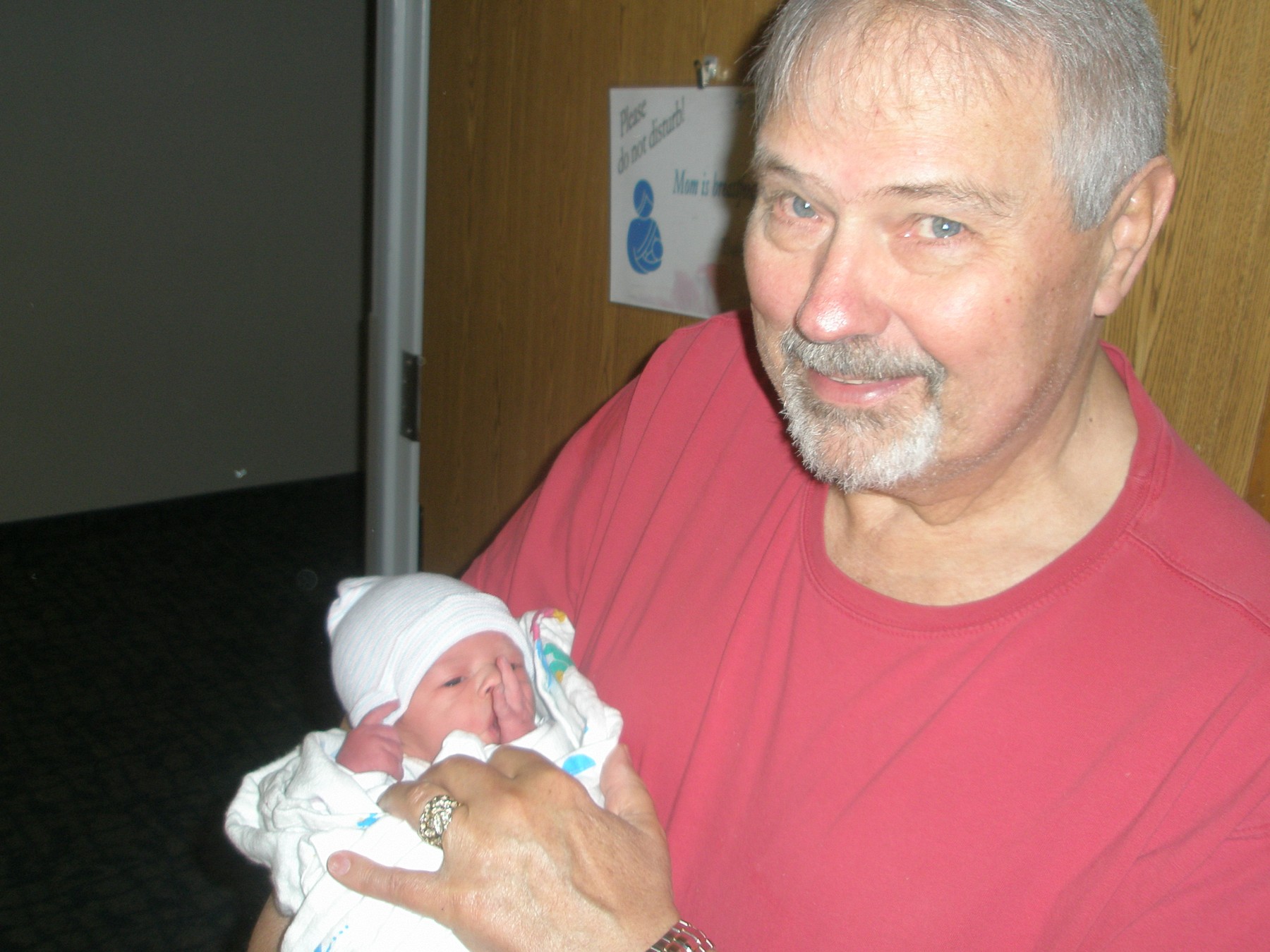 Michael Lutes's Instagram, Twitter & Facebook on IDCrawl