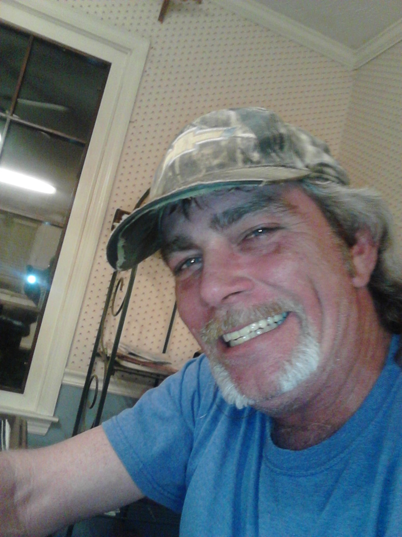 Obituary of Glenn Edward Maddox