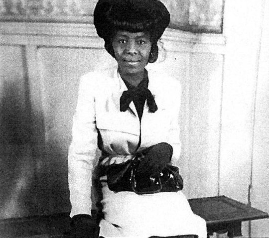 Obituary of Amanda White Houtman