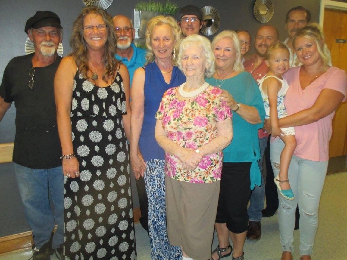 Obituary of Pearl V Smith