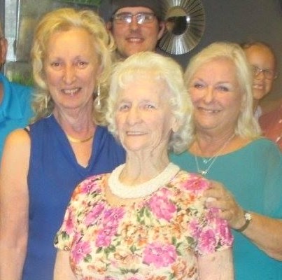 Obituario de Pearl V Smith