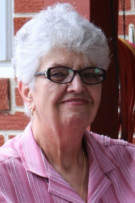 Obituary of Loretta Burden Tracy