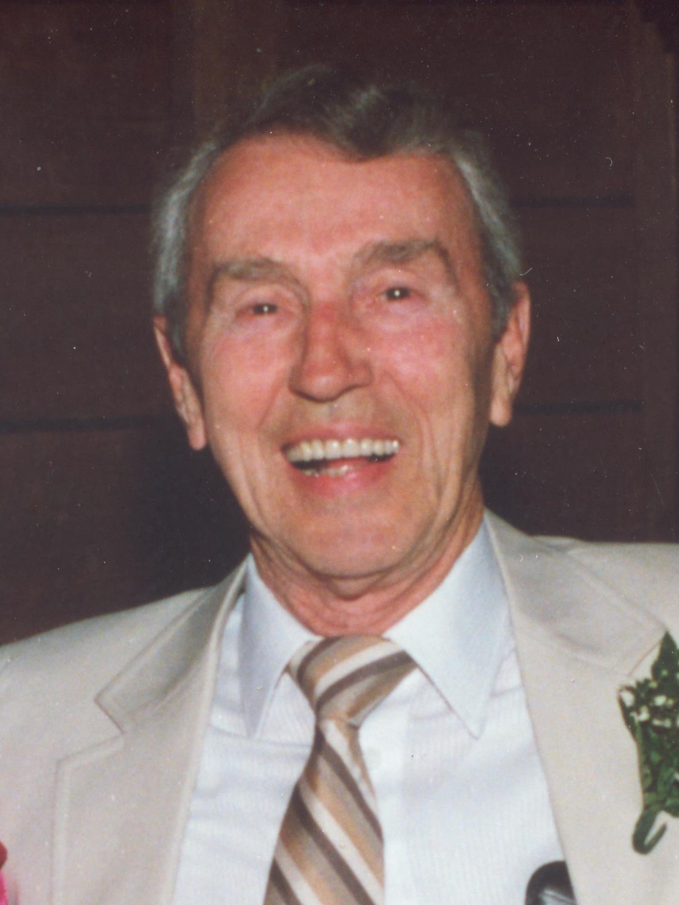 Obituario de John M. Tracy