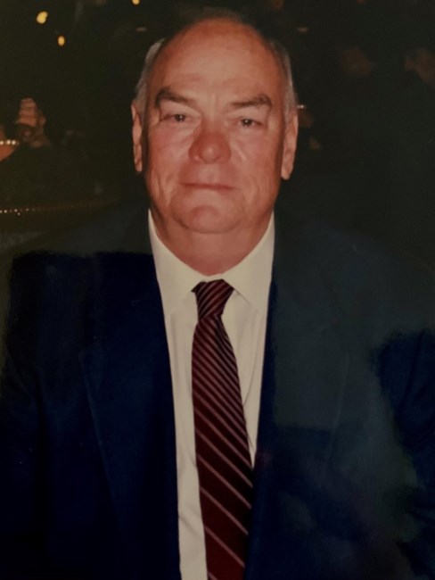 Obituario de Earl "Gene" Eugene Mullins