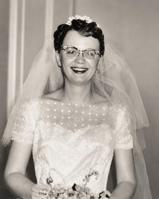 Obituary of Evelyn Joan Huntington