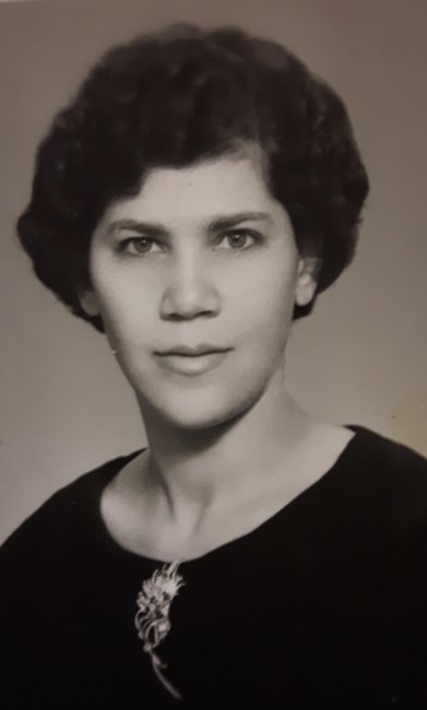 Obituary of Carmen Margaret De Silva