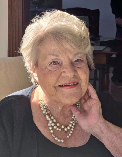 Obituary of Mary Lou Smith