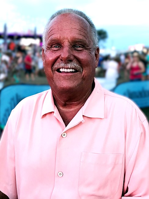 Obituario de David Lance Tiller