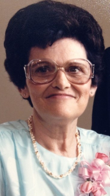 Avis de décès de Betty Joyce "Sis" Crawford