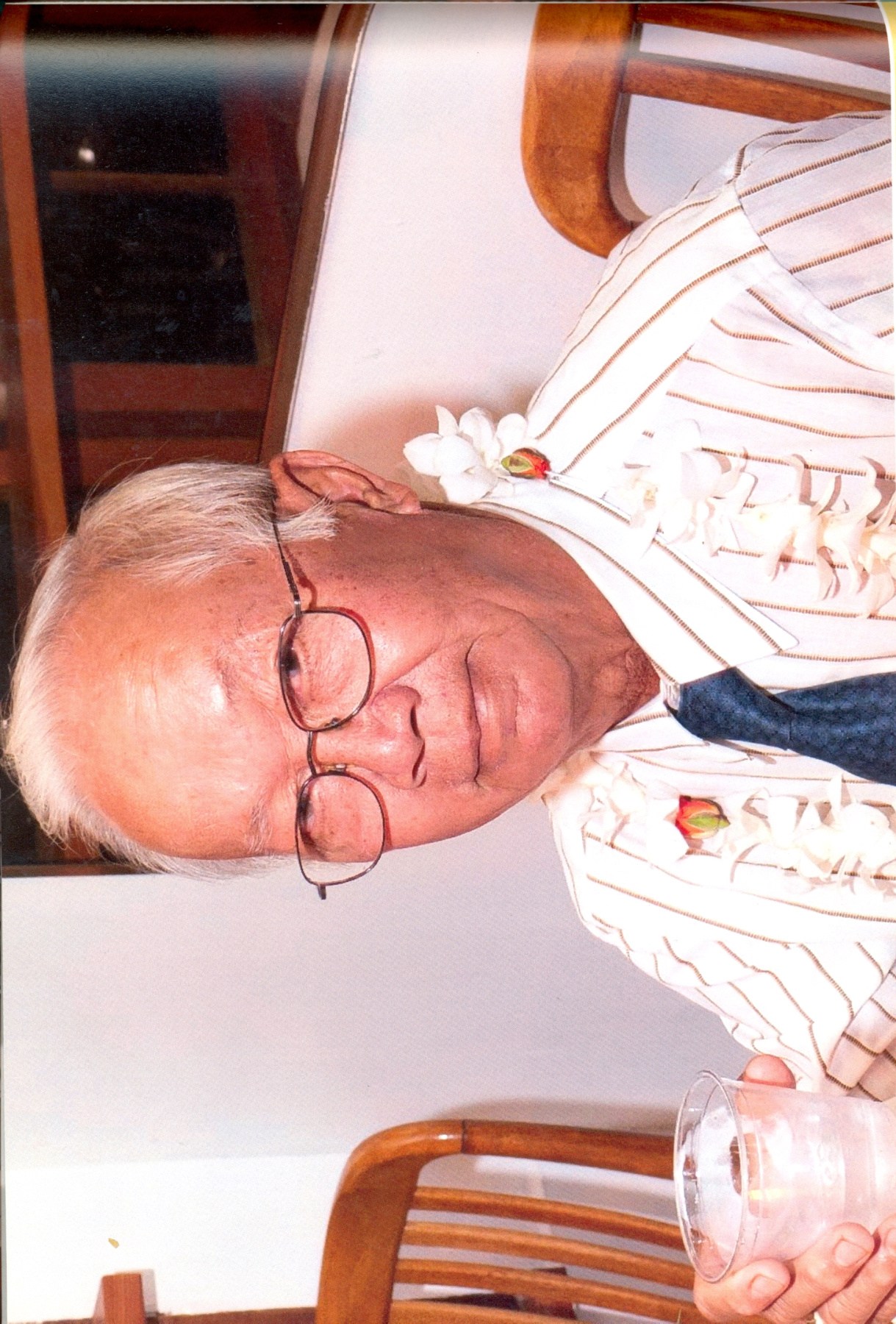 Obituary of Fongsamouth Oupraxay