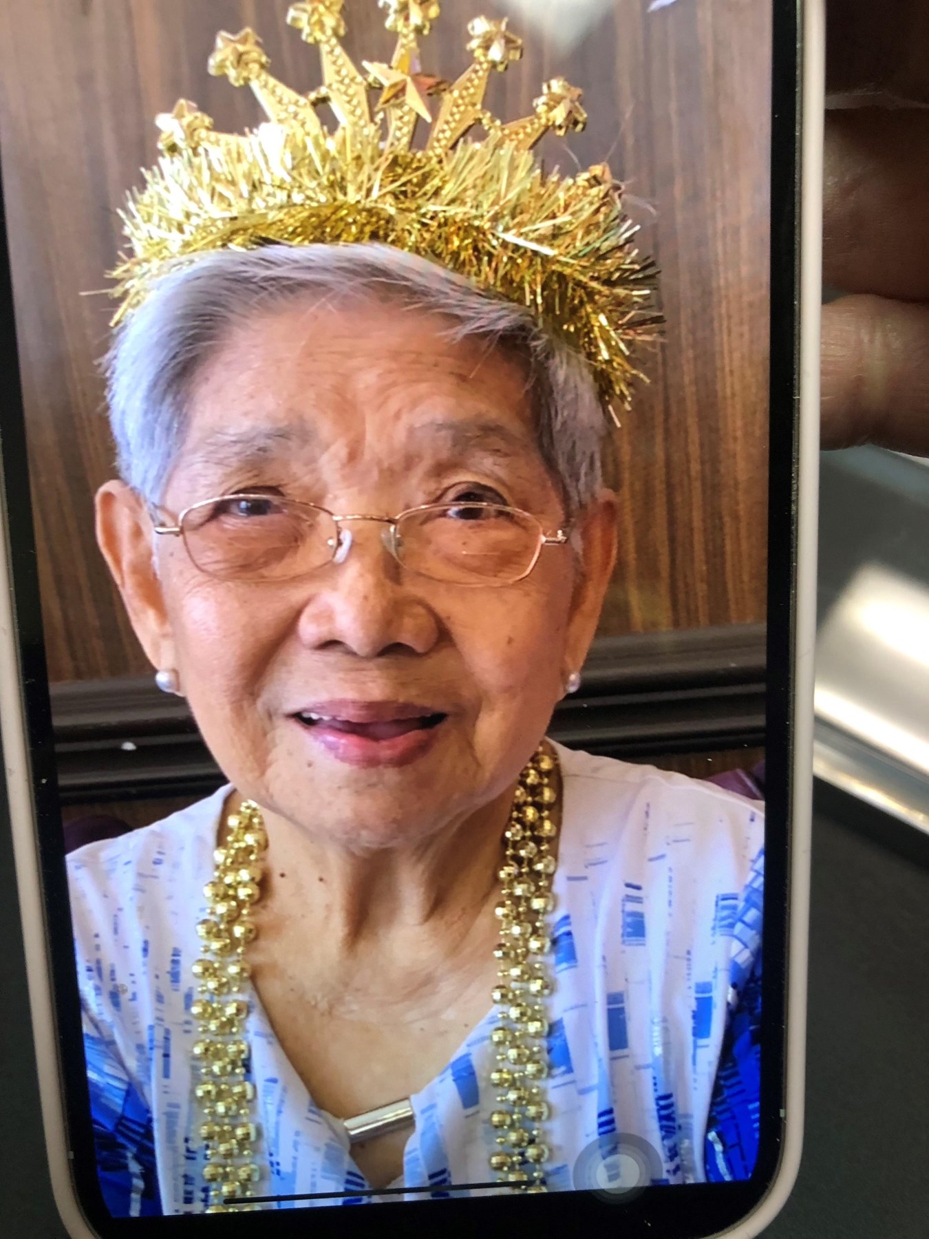 Obituary of Aurora Mediran Francisco