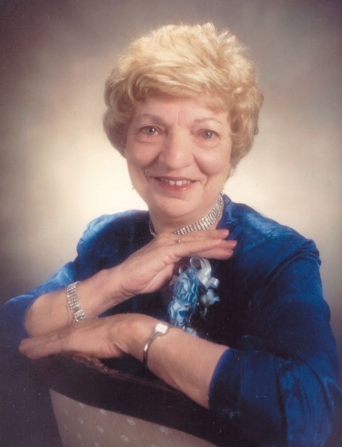 Obituary of Jeannette Leona Lafontaine