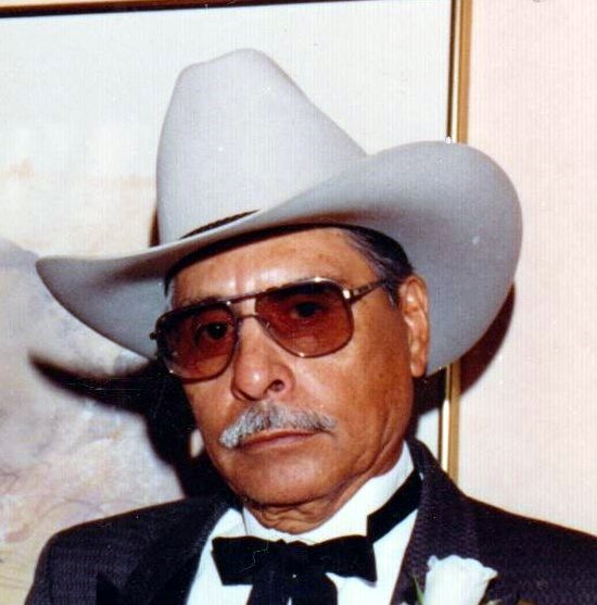 Obituario de David H. Castro