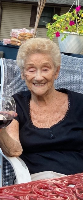 Obituary of Elayne Ruth Charney