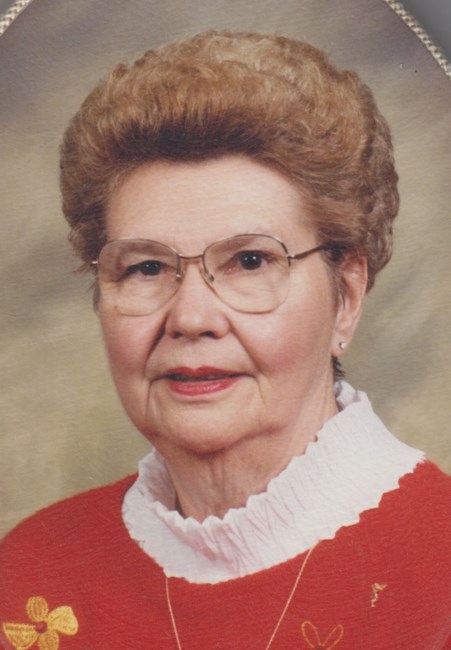 Obituary of Maxine M. Nichels