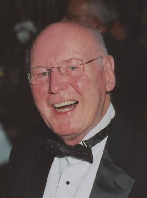 Obituario de George Edward Linde