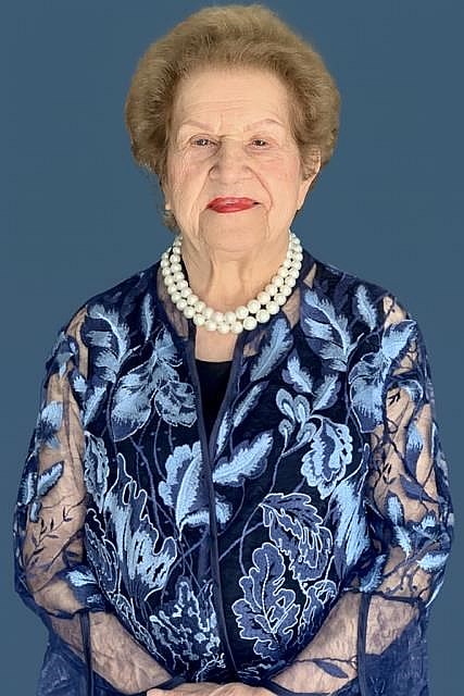 Obituary of Mahinbanoo Ghoddousi