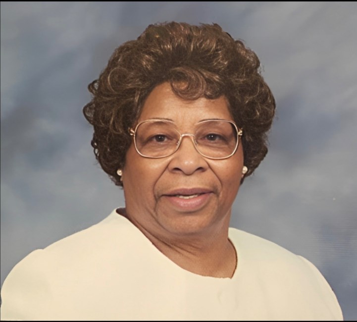 Obituary of Henrietta (Simmons) Davis