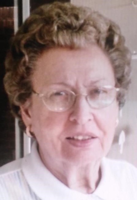 Obituary of Betty Mae Van Fossen