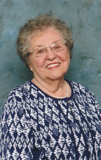 Obituary of Pauline Corriveau Shields