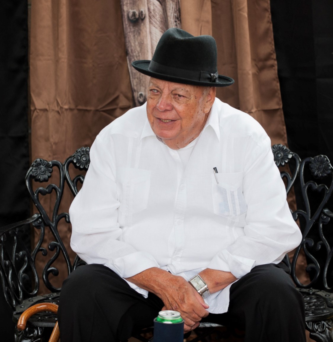 Obituary of Leo Estrada