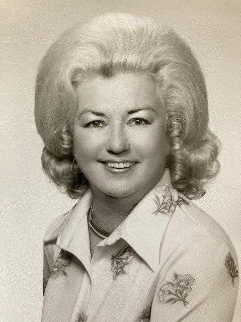Obituario de Barbara McGee Santora