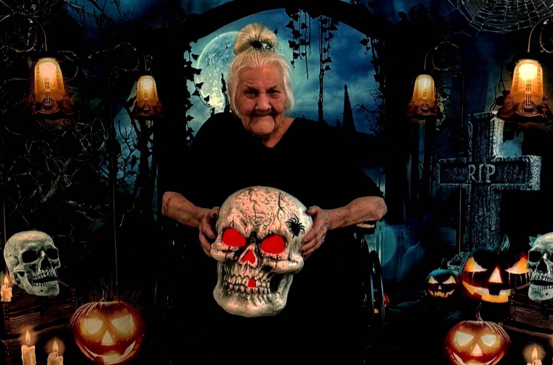 Obituary of Susie Mae Holt