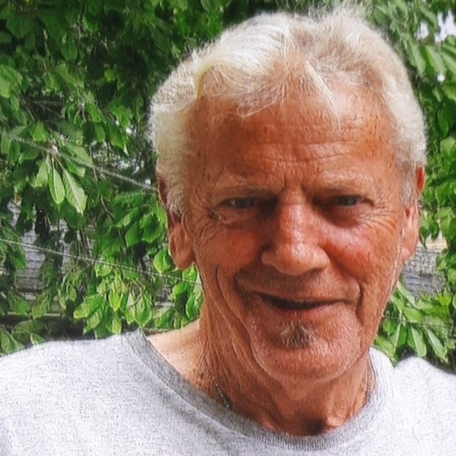 Obituario de Stephen "Duke" B. Thompson