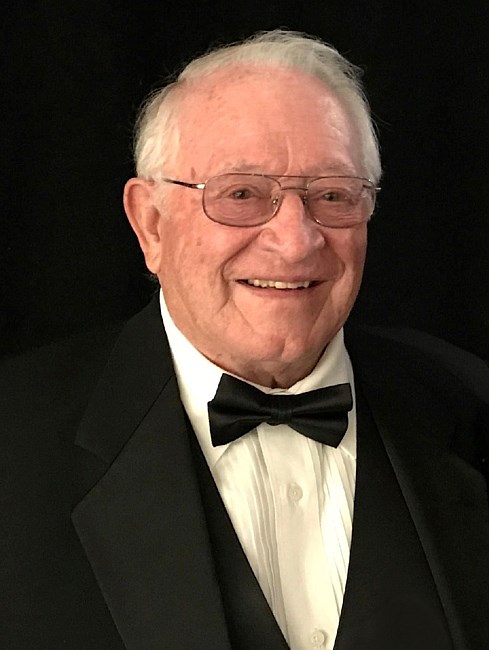 Obituary of George MacDonald Mackie III