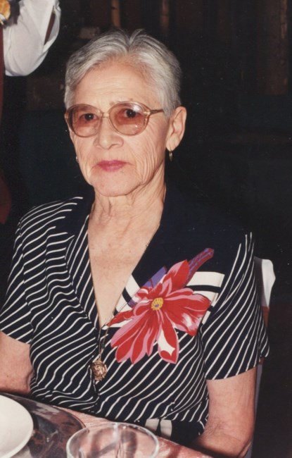 Obituary of Teresa Guevara De Oliva