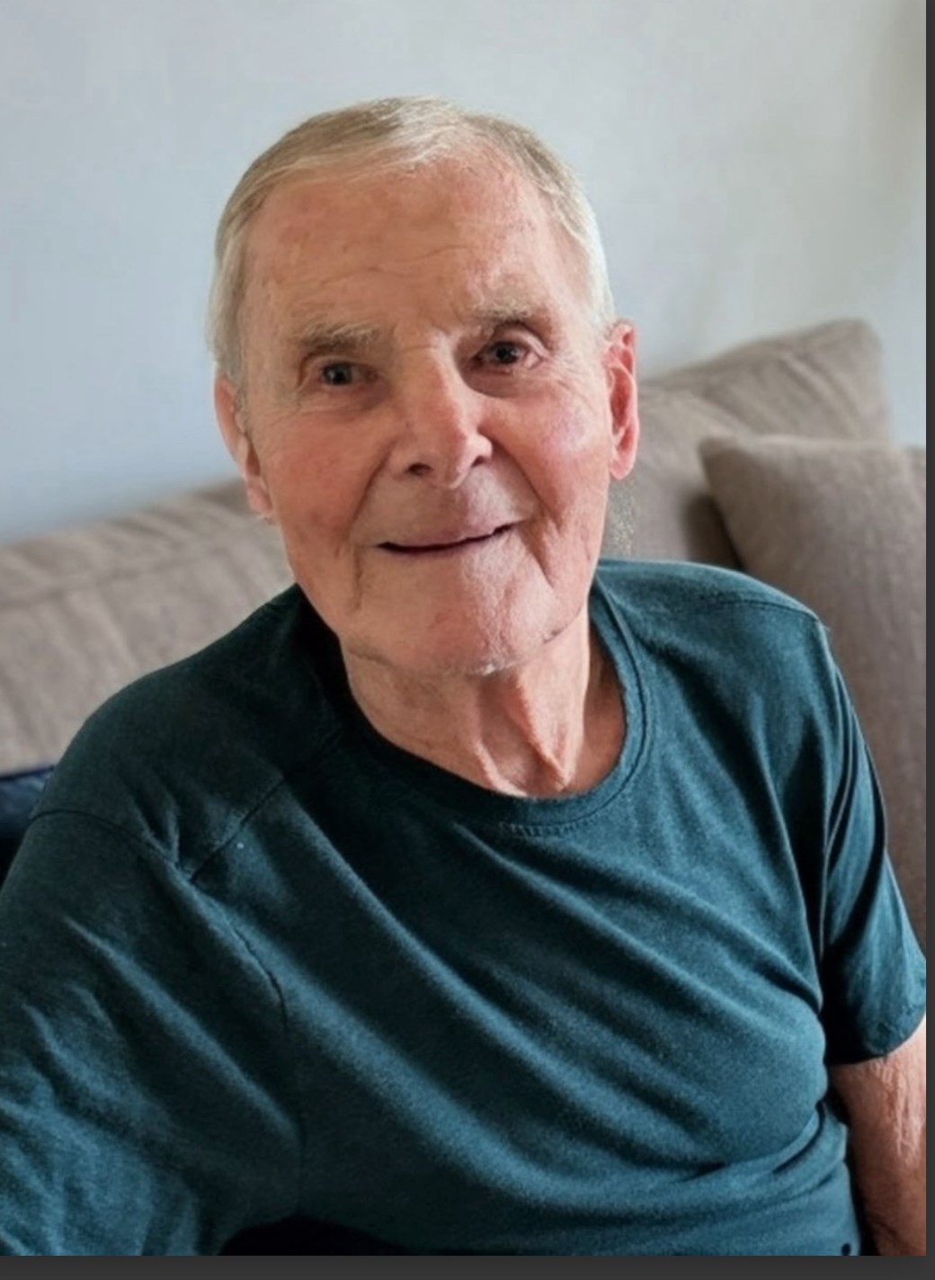 Obituary of Walter Karl Heinrich Muendlein
