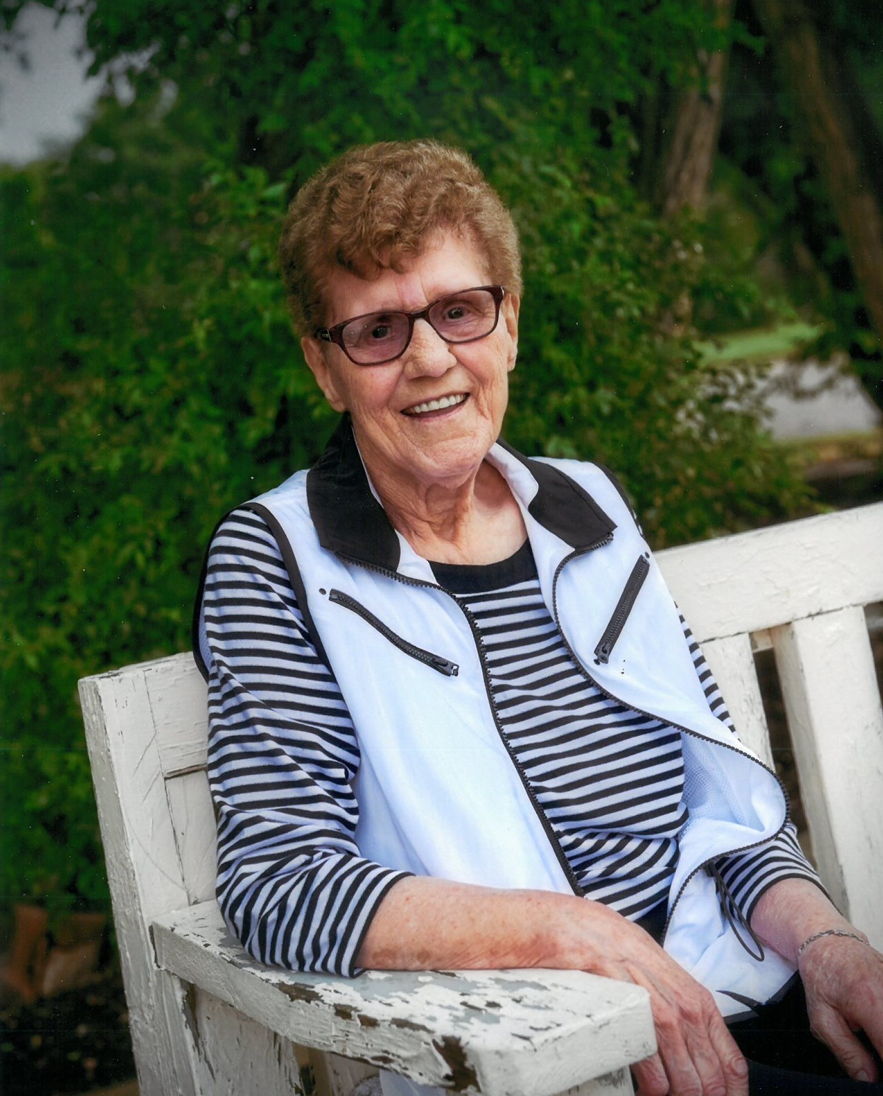 Mrs. Mary Weismiller Obituary - Assiniboia, SK