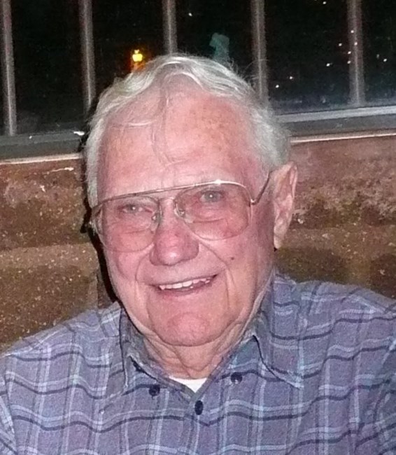 Obituary of Raymond Edward Stroehlein