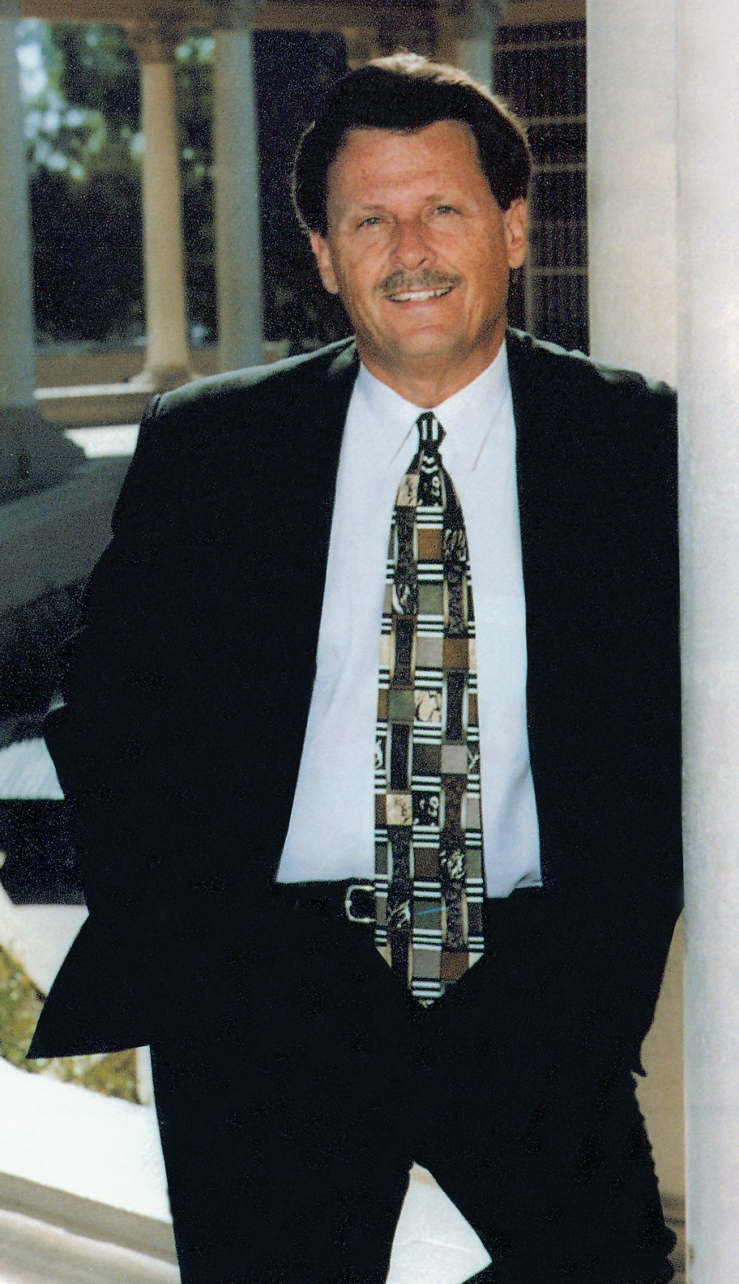 Obituary of Larry. L Gittins