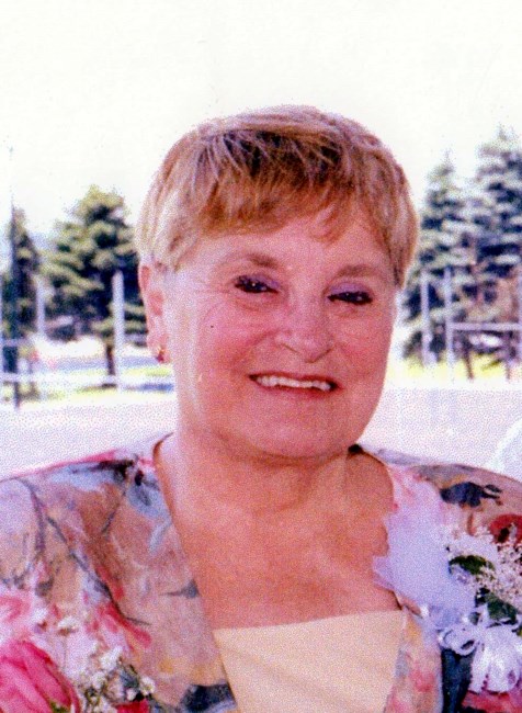 Obituario de Wilma F Lewis