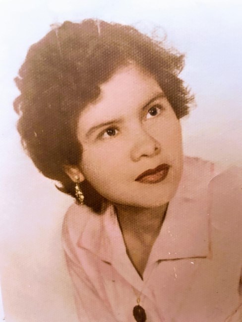 Obituary of Maria del Carmen Lee