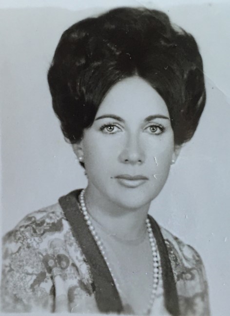Obituary of Maria Eugenia de Zavala
